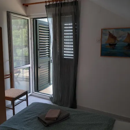 Apartments By The Sea Basina, Hvar - 542 Vrbanj Room photo