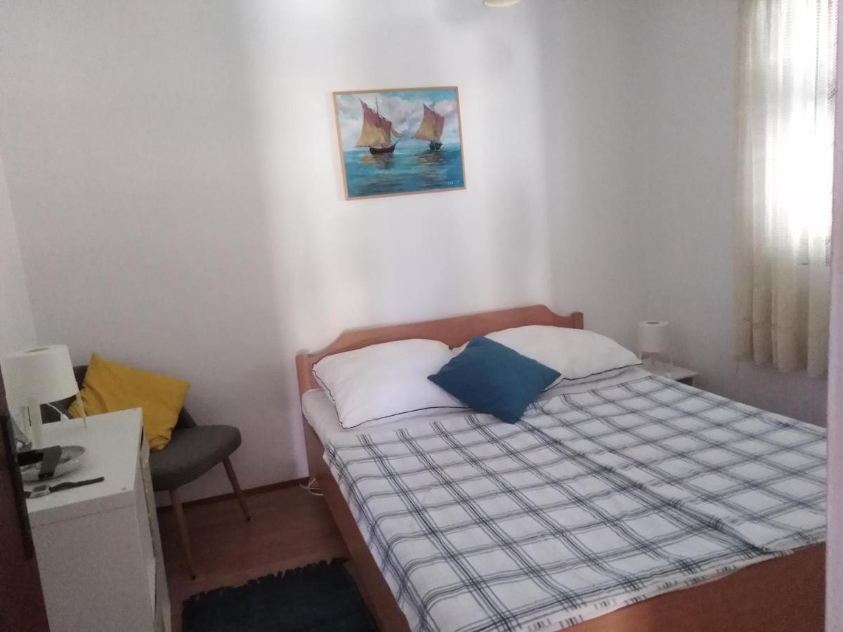 Apartment By The Sea Basina, Hvar - 542